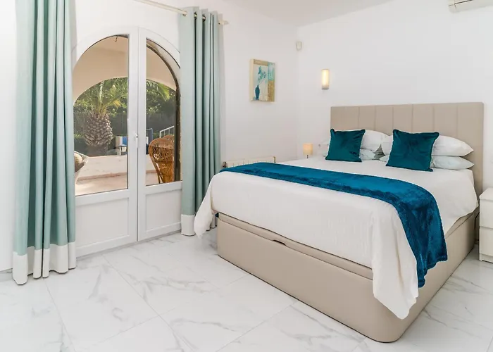 Casa Sundial Balcon del Mar