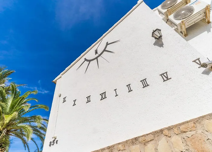 Casa Sundial Balcon del Mar